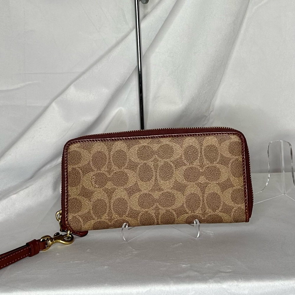 Coach Continental Signature Wristlet